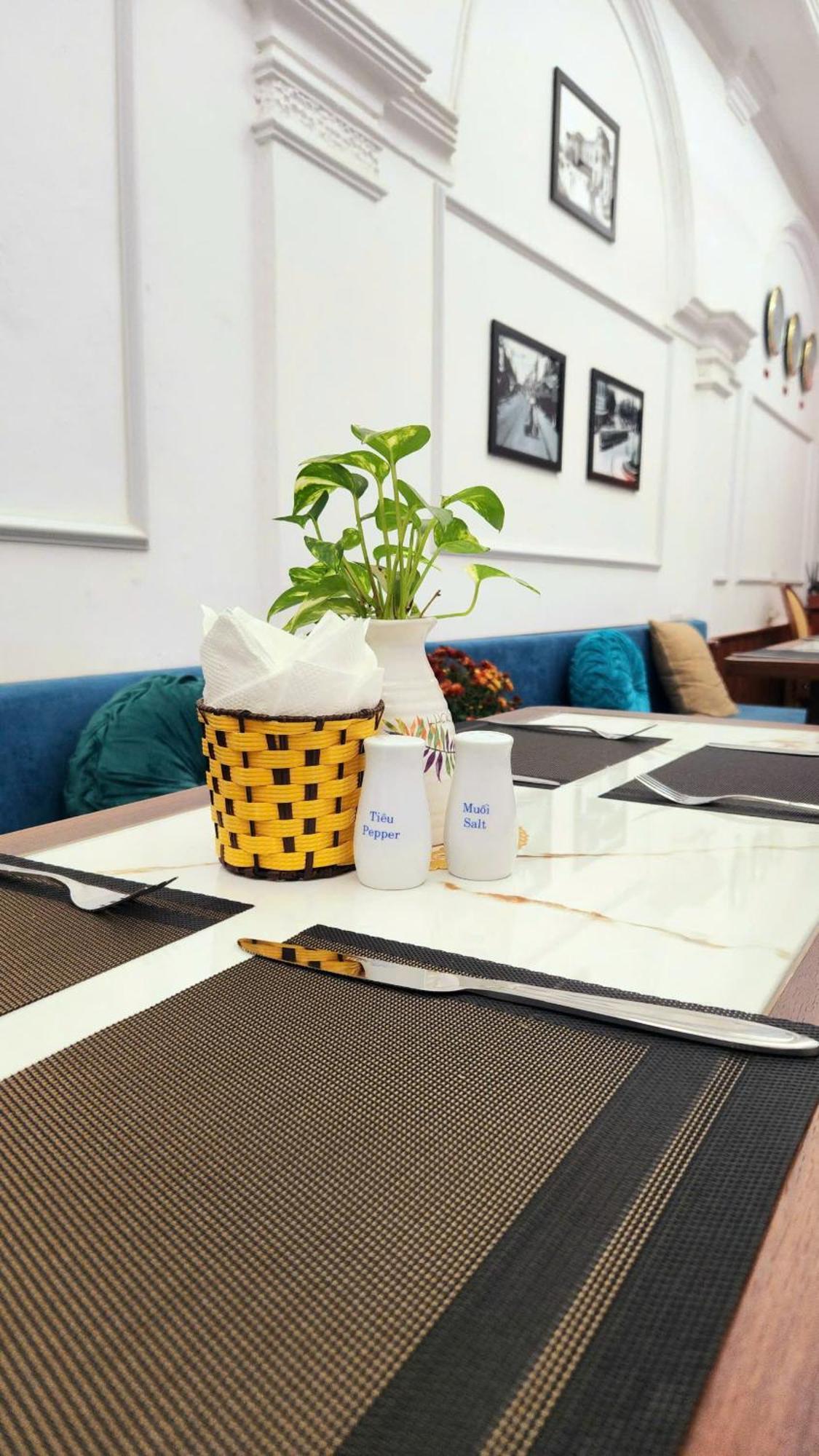 The Ambery Hanoi Boutique Hotel & Travel Exteriör bild