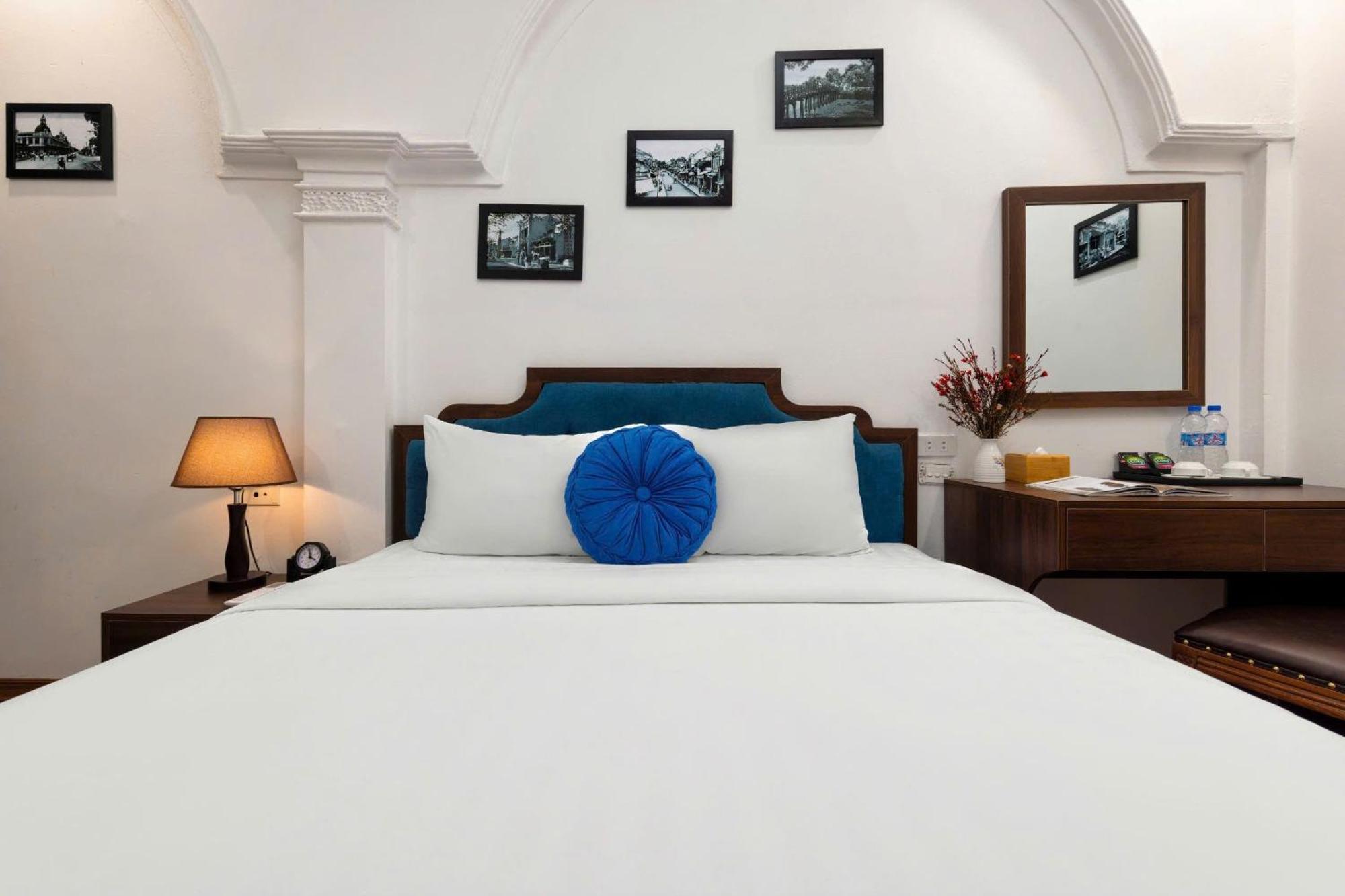 The Ambery Hanoi Boutique Hotel & Travel Exteriör bild